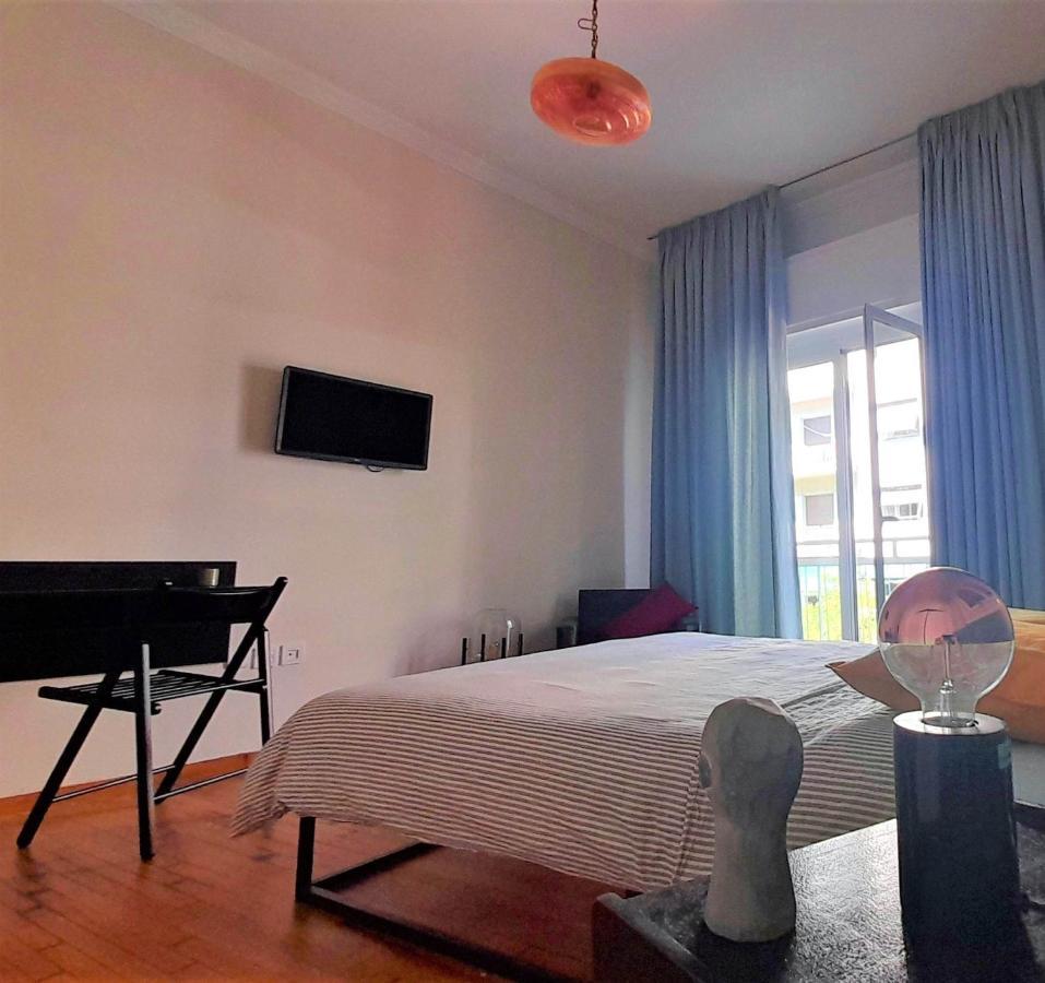 Stylish, Modern Apartment In Athens City Centre. Exterior photo
